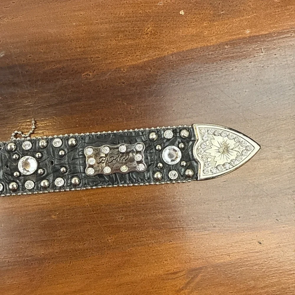 Vintage Y2K Studded Rhinestone Black‎ Leather Western Belt Sz M